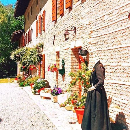 Vila La Regina Del Bosco Rivignano Exteriér fotografie