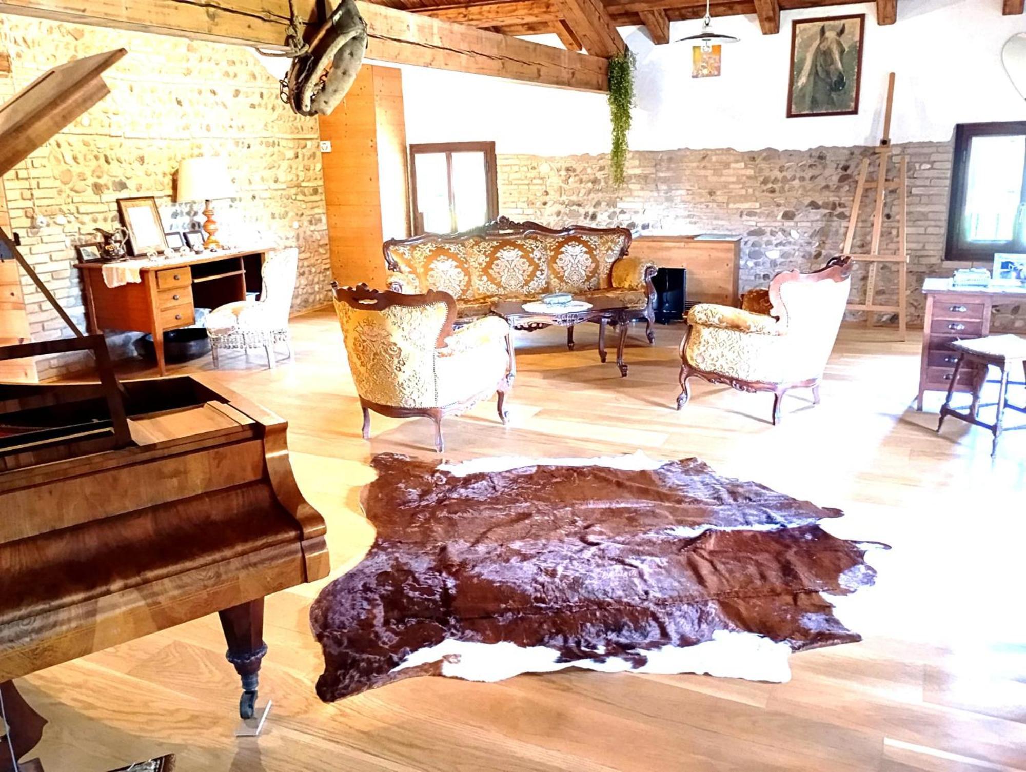 Vila La Regina Del Bosco Rivignano Exteriér fotografie